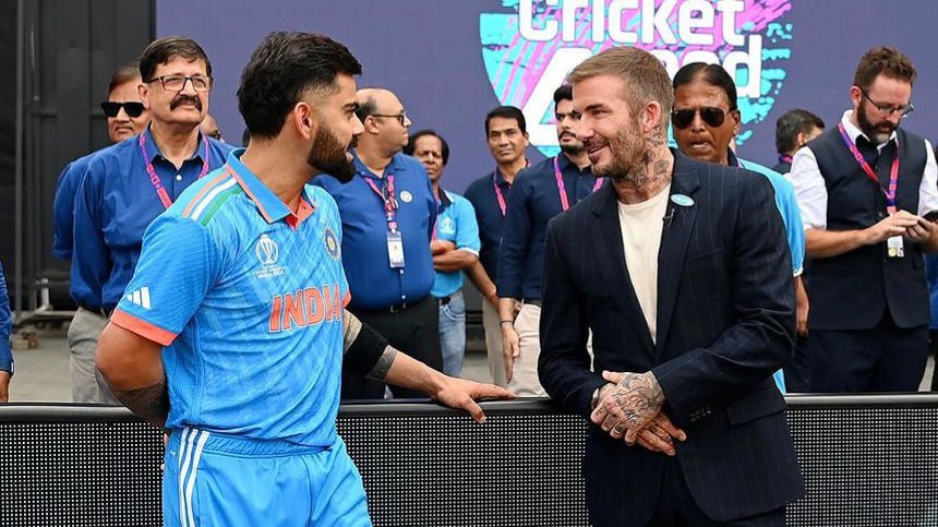 大衛貝克漢 (David Beckham) 與「朋友」維拉科利 (Virat Kohli) 分享 2023 年 ICC ODI 世界盃的標誌性時刻